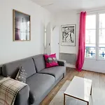 Spacious And Cozy Studio Close To The Garden Of Luxembourg